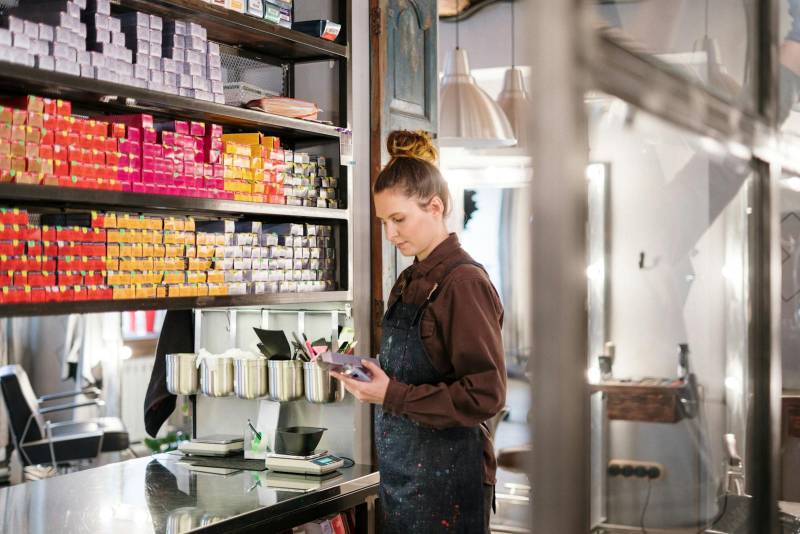 Angels of lashes 1805 interior