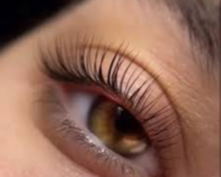 ✨ Promoción Lifting de Pestañas + Tinte + Keratina Premium  ✨