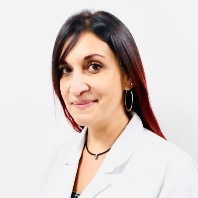 Dra. Tania Flores Lillo